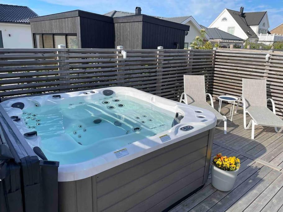 Huvilat New Luxurious In Close To The *